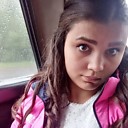 Знакомства: Ульяна, 25 лет, Кемерово