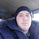 Знакомства: Виктор Ломакин, 32 года, Канск