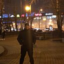 Знакомства: Евгений, 32 года, Буинск