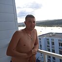 Знакомства: Максим, 37 лет, Новокузнецк