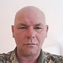Знакомства: Игорь, 57 лет, Новояворовск