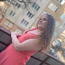 Знакомства: Таня, 27 лет, Ивано-Франковск