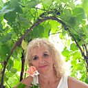 Знакомства: Людмила, 69 лет, Смела