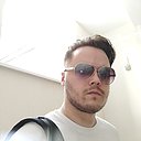 Знакомства: Артем, 32 года, Брест