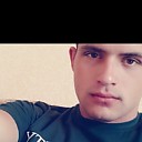 Знакомства: Андрей, 27 лет, Братск