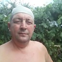 Знакомства: Анатолий, 56 лет, Новогродовка