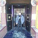 Знакомства: Артём, 37 лет, Братск