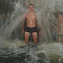 Знакомства: Витя, 28 лет, Солигорск