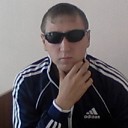 Знакомства: Денчик, 29 лет, Киселевск