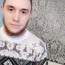 Знакомства: Артём, 26 лет, Есиль