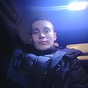 Знакомства: Дмитрий, 27 лет, Барнаул