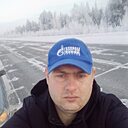 Знакомства: Александр, 33 года, Новый Уренгой