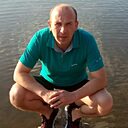 Знакомства: Павел, 47 лет, Солигорск