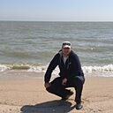 Знакомства: Жорик, 39 лет, Макеевка