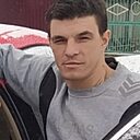 Знакомства: Виктор, 36 лет, Амвросиевка