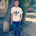 Знакомства: Евгений, 27 лет, Павлодар