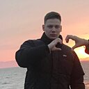 Знакомства: Леха, 22 года, Артем