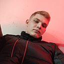 Знакомства: Андрей, 27 лет, Москва