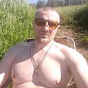 Знакомства: Александр, 44 года, Находка