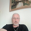 Знакомства: Андрей, 62 года, Москва